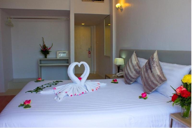 ON Hotel Phuket - Oda