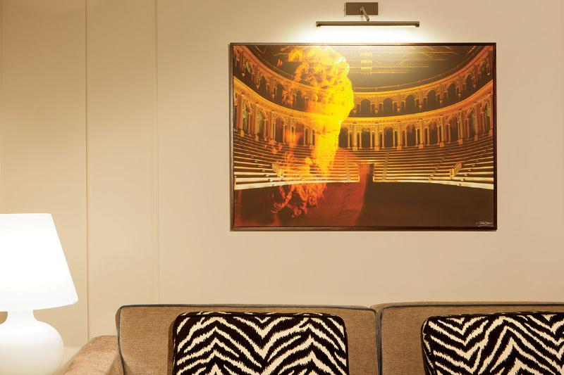 Stendhal Luxury Suites - Oda