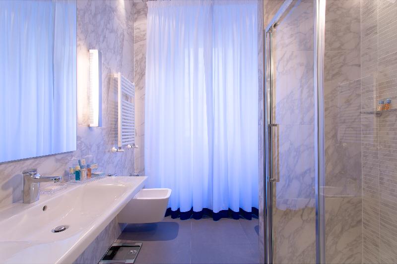 Stendhal Luxury Suites - Oda