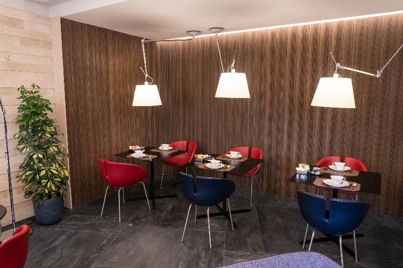 Stendhal Luxury Suites - Restoran