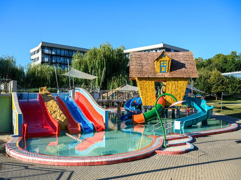 Park Inn by Radisson Zalakaros - Havuz