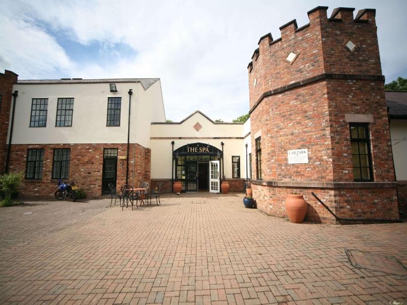 Crabwall Manor & Spa BW Signature Collection - Genel