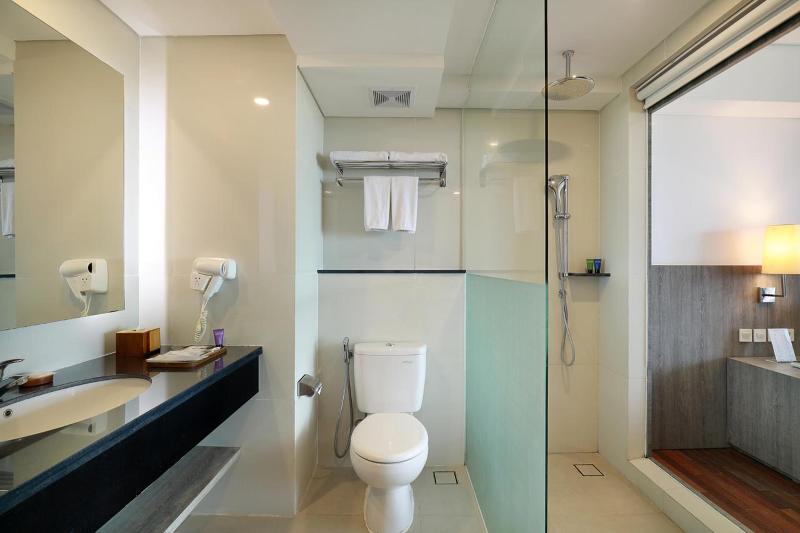 Aston Canggu Beach Resort - Oda