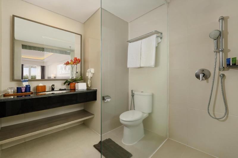 Aston Canggu Beach Resort - Oda