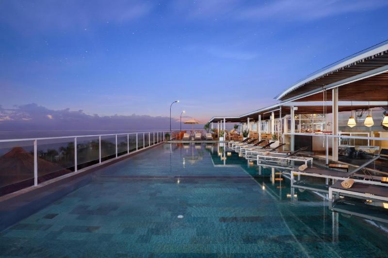 Aston Canggu Beach Resort - Havuz