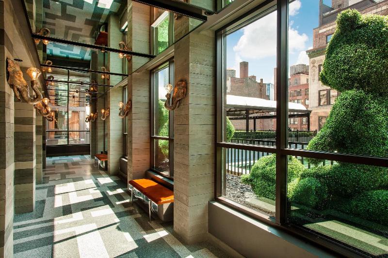 MOXY NYC Times Square - Lobi