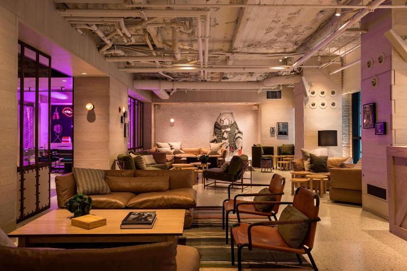 MOXY NYC Times Square - Genel