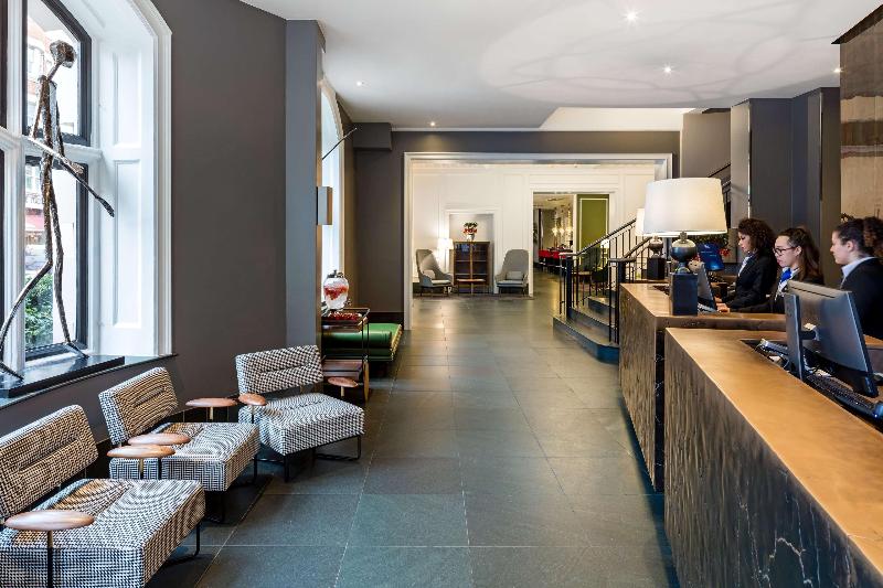 Radisson Blu Edwardian Bloomsbury Street London - Lobi