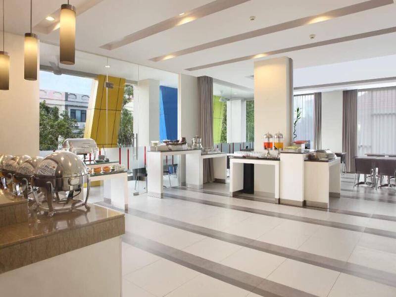 Amaris Hotel Margorejo Surabaya - Lobi