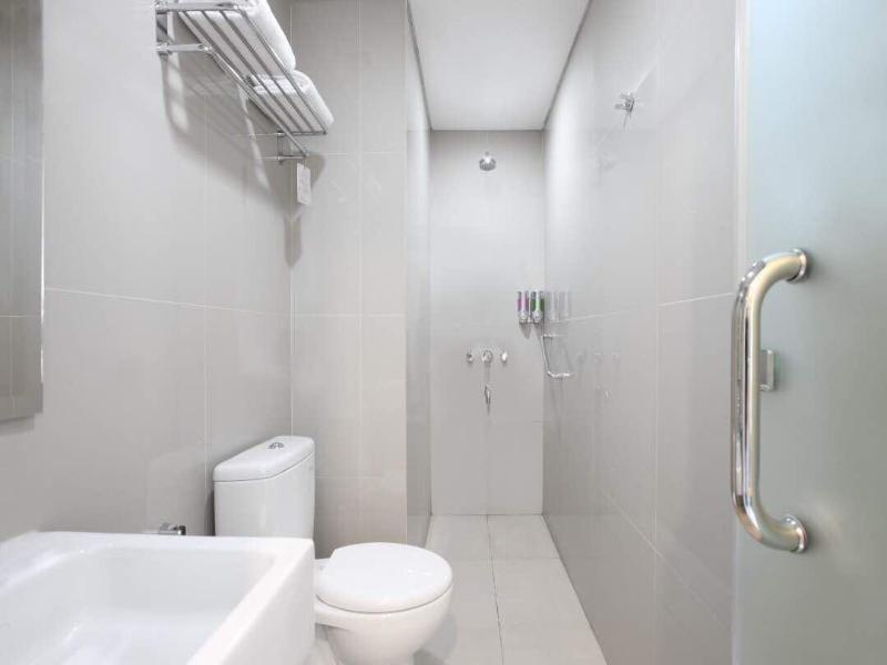 Amaris Hotel Margorejo Surabaya - Oda