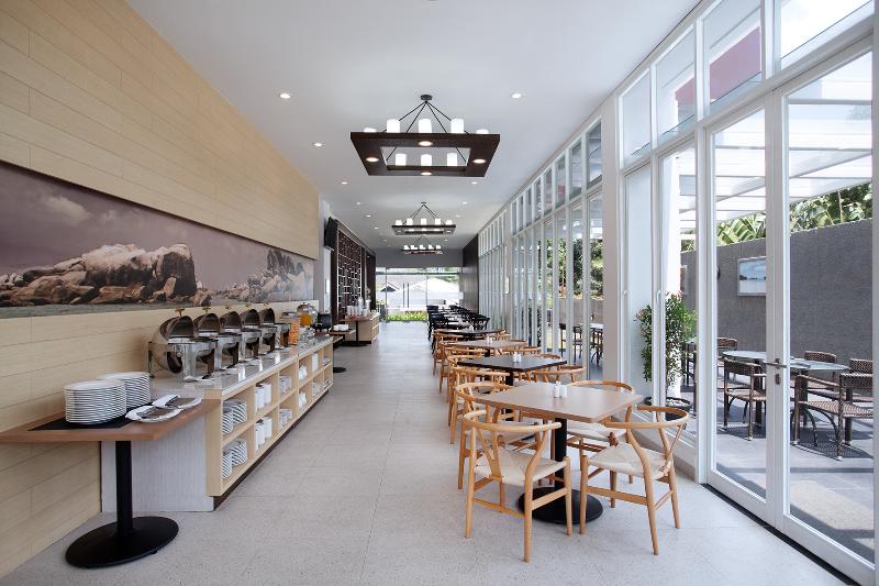 Maxone Belstar Belitung - Restoran