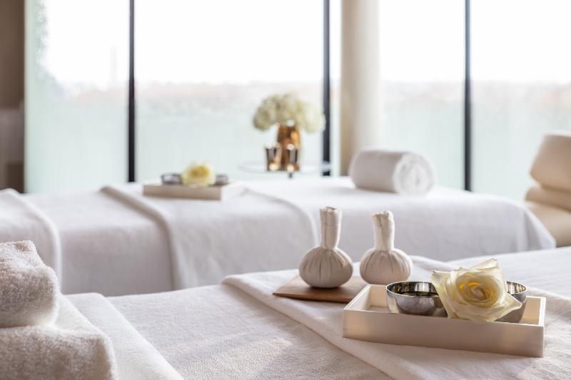 Four Seasons Hotel London at Park Lane - Aktivite
