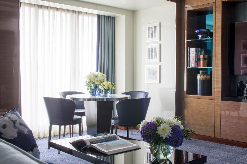 Four Seasons Hotel London at Park Lane - Oda