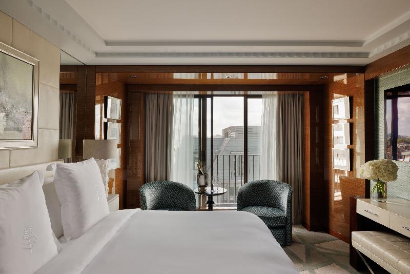Four Seasons Hotel London at Park Lane - Oda