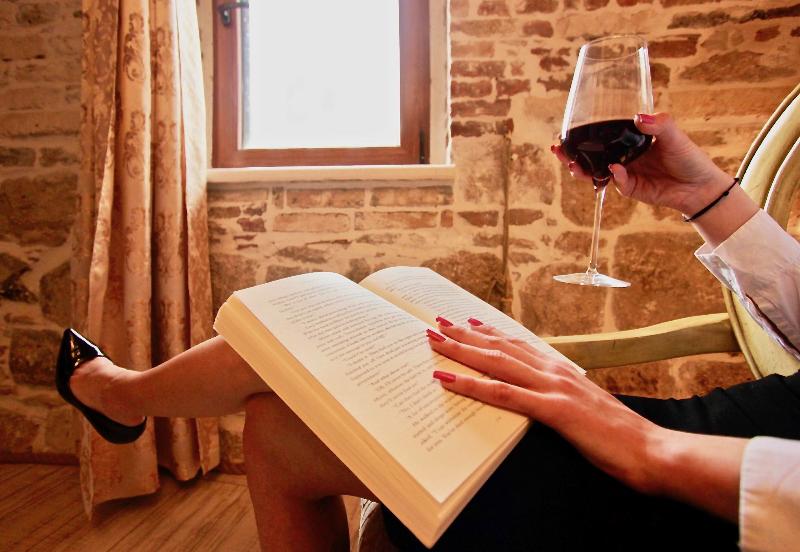 Heritage Palace Varos - Quaint & Elegant Hotels - Oda