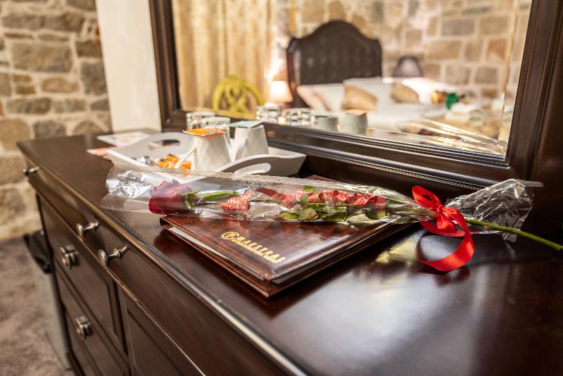 Heritage Palace Varos - Quaint & Elegant Hotels - Oda