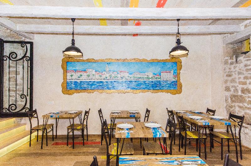 Heritage Palace Varos - Quaint & Elegant Hotels - Restoran