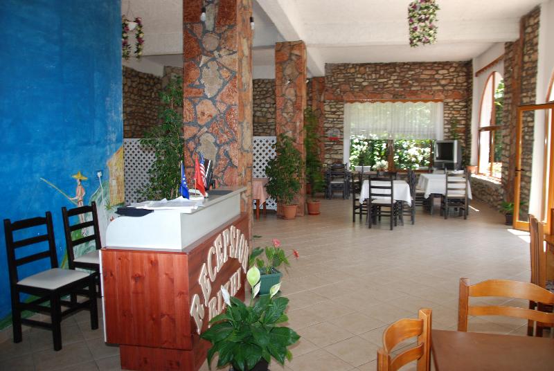Hotel Rixhi - Lobi