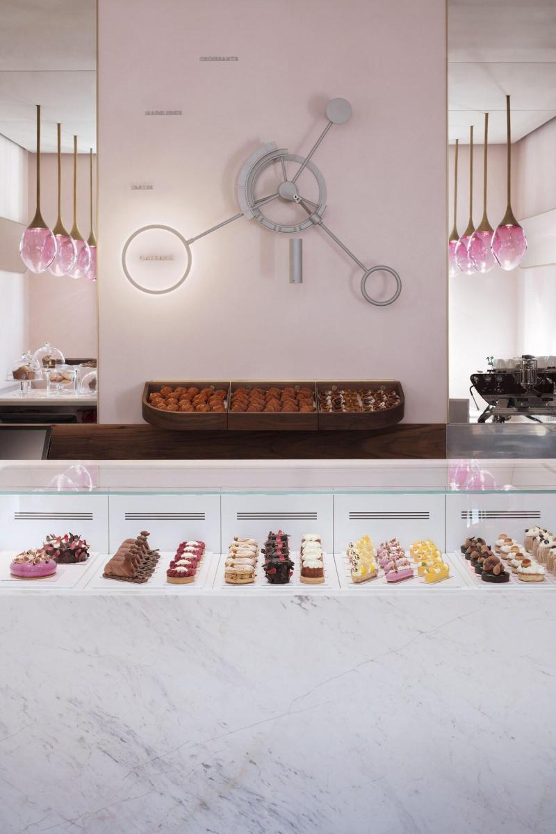 Connaught - Bar