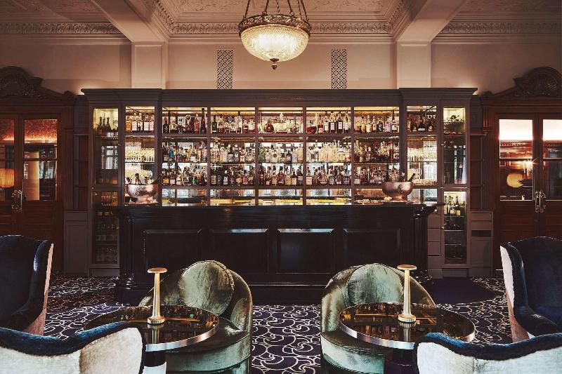 Connaught - Bar