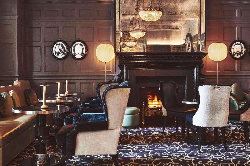 Connaught - Bar
