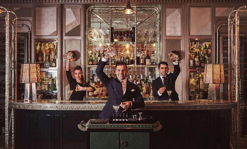 Connaught - Bar