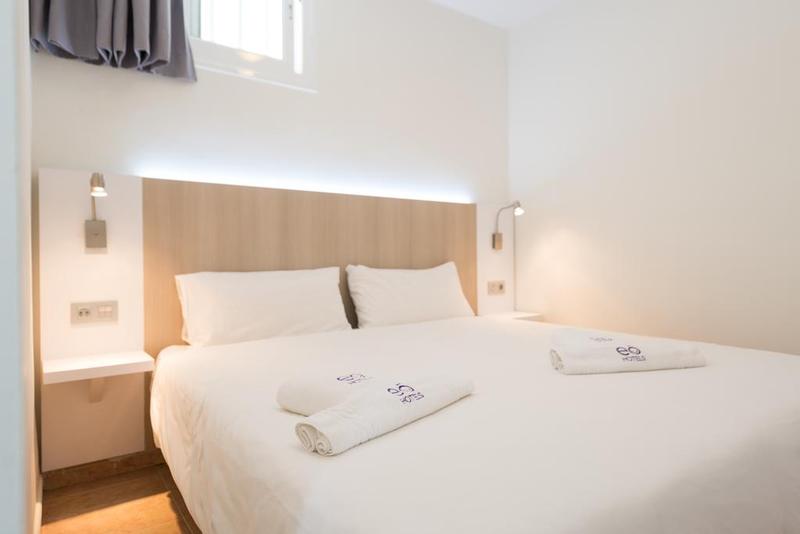 eó Apartamentos Las Rosas - Oda