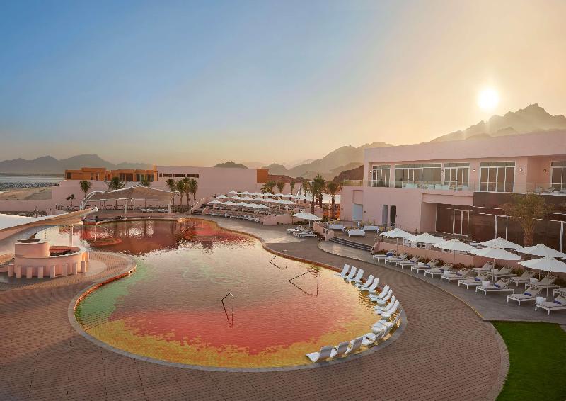 Fairmont Fujairah Beach Resort - Havuz