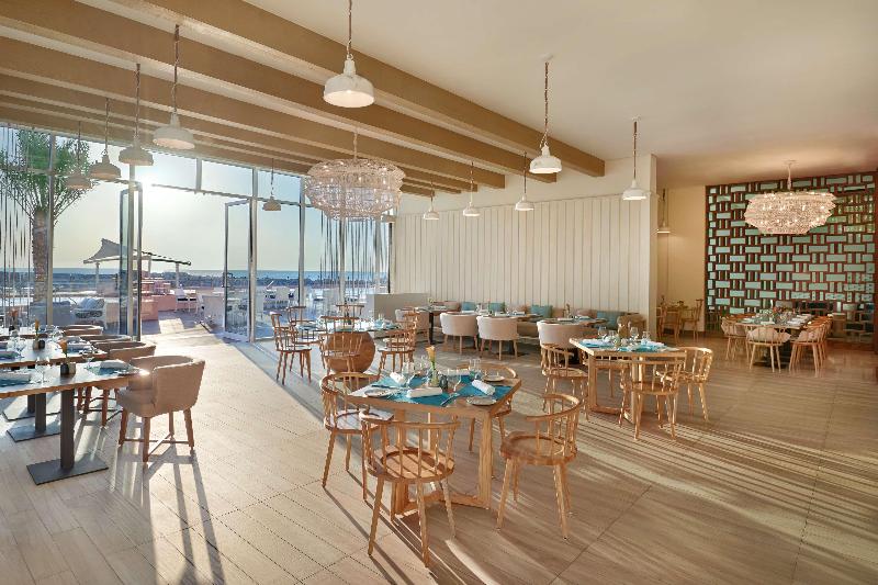 Fairmont Fujairah Beach Resort - Restoran
