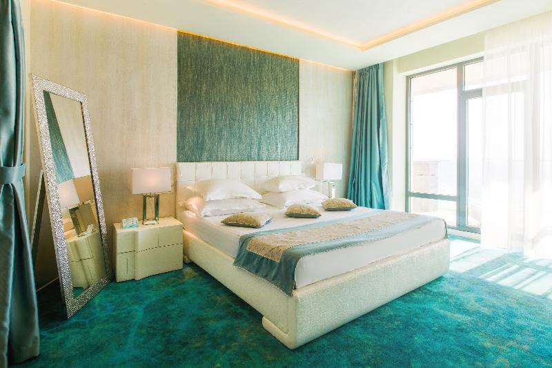 Hotel Opera Mamaia Nord - Oda