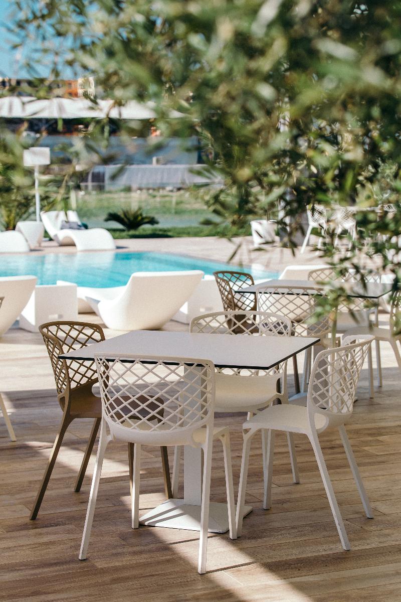 Hotel Opera Mamaia Nord - Teras