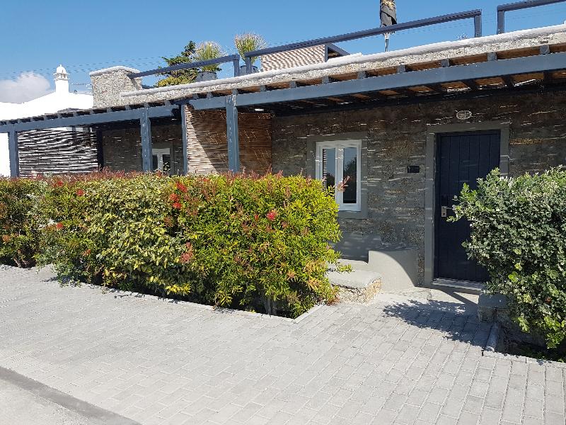 My Mykonos Boutique by Mr and Mrs White - Oda