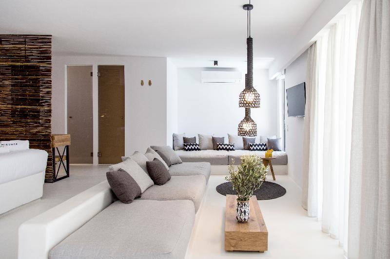 My Mykonos Boutique by Mr and Mrs White - Oda