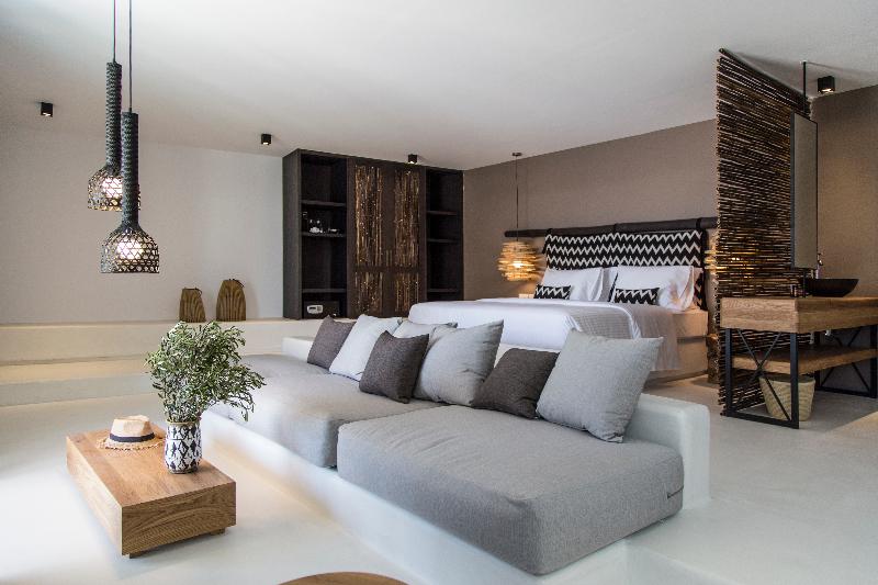 My Mykonos Boutique by Mr and Mrs White - Oda