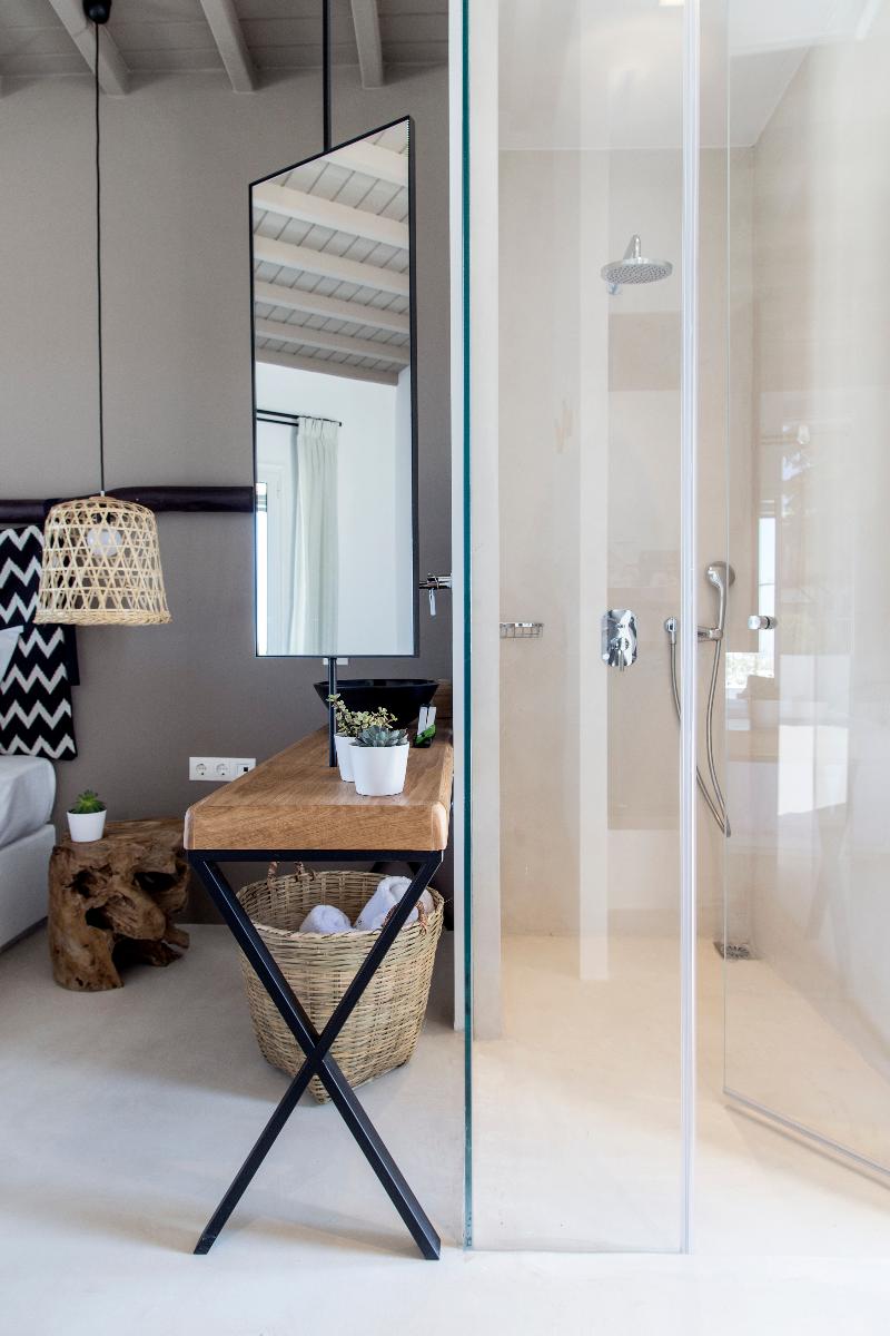 My Mykonos Boutique by Mr and Mrs White - Oda