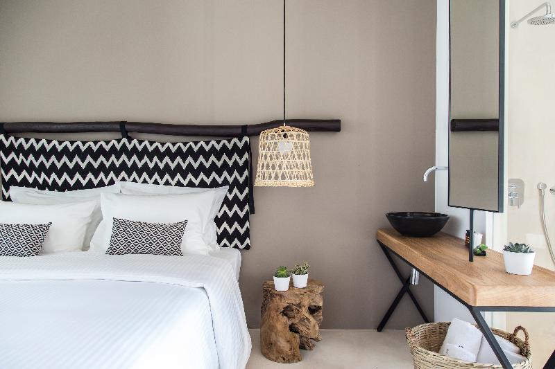 My Mykonos Boutique by Mr and Mrs White - Oda