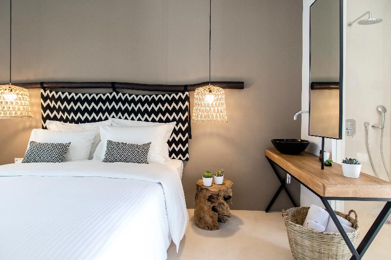 My Mykonos Boutique by Mr and Mrs White - Oda