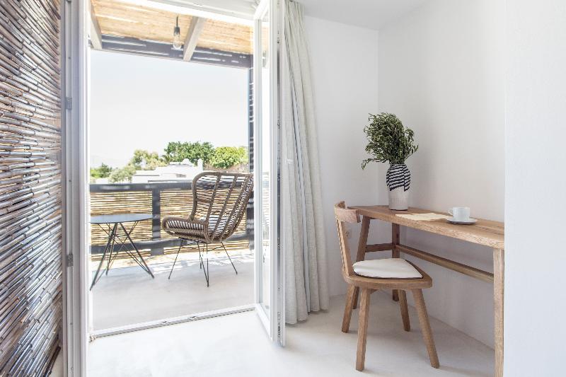 My Mykonos Boutique by Mr and Mrs White - Oda