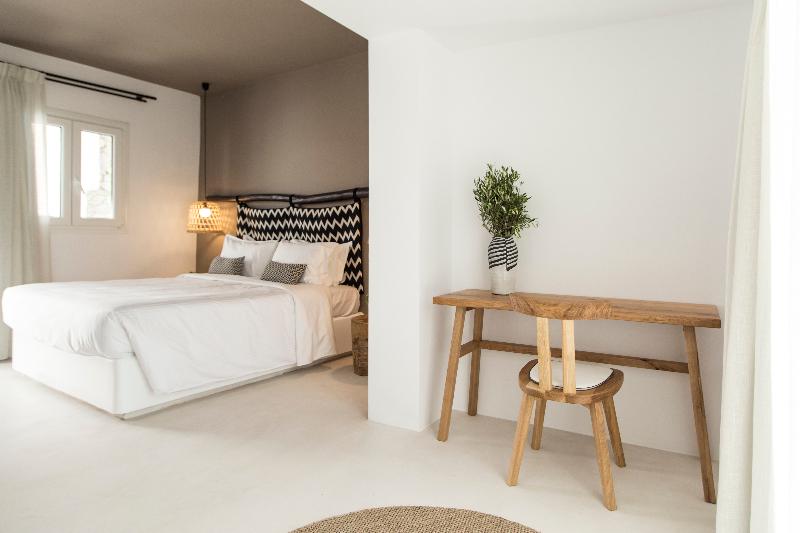 My Mykonos Boutique by Mr and Mrs White - Oda