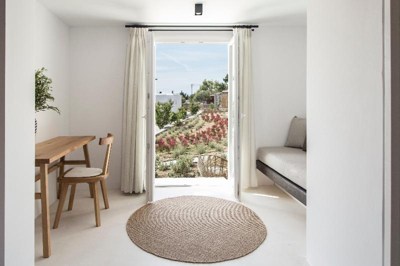 My Mykonos Boutique by Mr and Mrs White - Oda