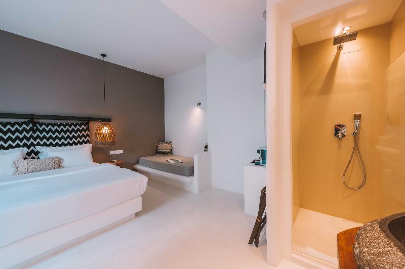 My Mykonos Boutique by Mr and Mrs White - Oda