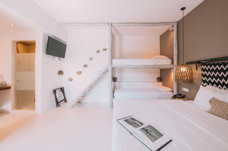 My Mykonos Boutique by Mr and Mrs White - Oda