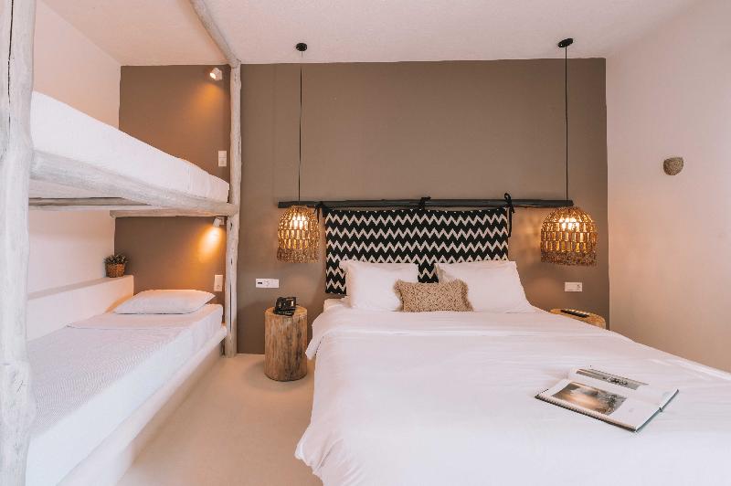 My Mykonos Boutique by Mr and Mrs White - Oda