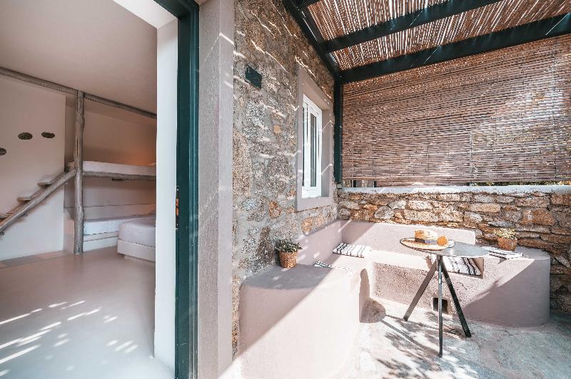 My Mykonos Boutique by Mr and Mrs White - Oda
