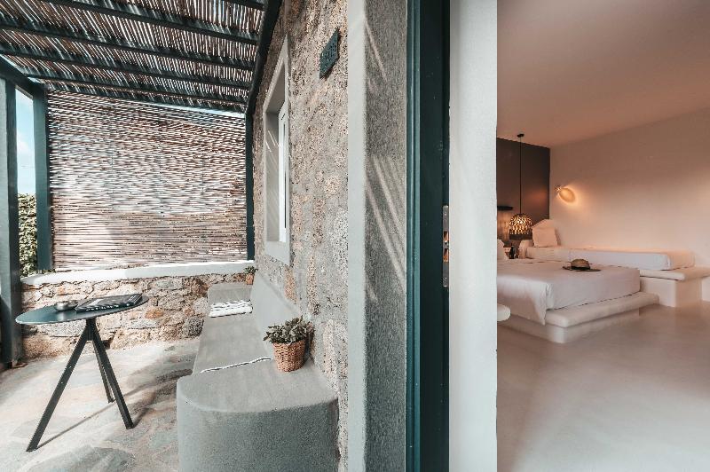 My Mykonos Boutique by Mr and Mrs White - Oda