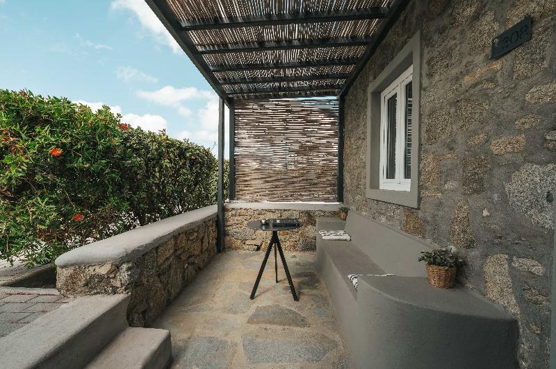 My Mykonos Boutique by Mr and Mrs White - Oda