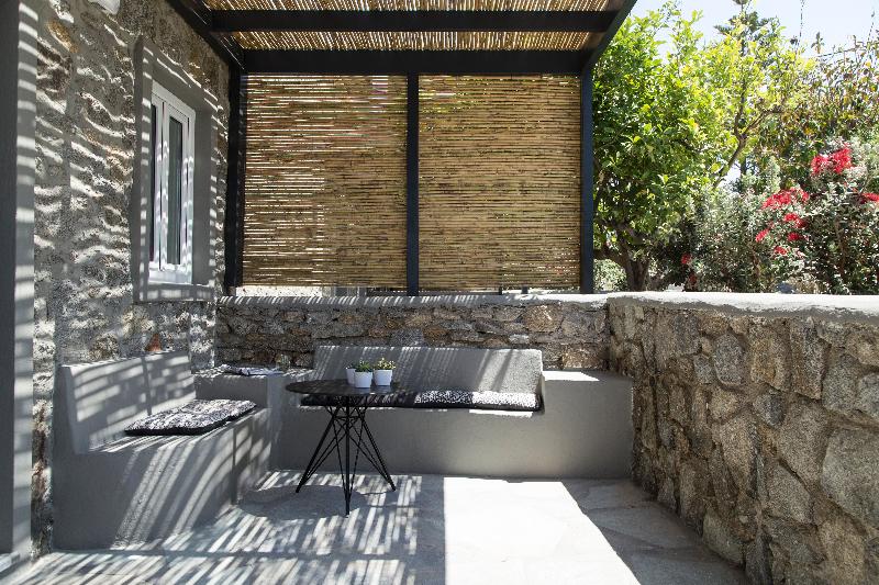 My Mykonos Boutique by Mr and Mrs White - Oda