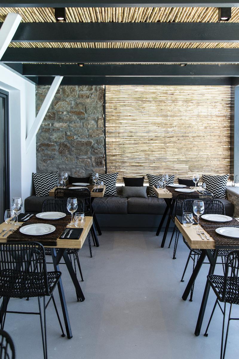 My Mykonos Boutique by Mr and Mrs White - Restoran