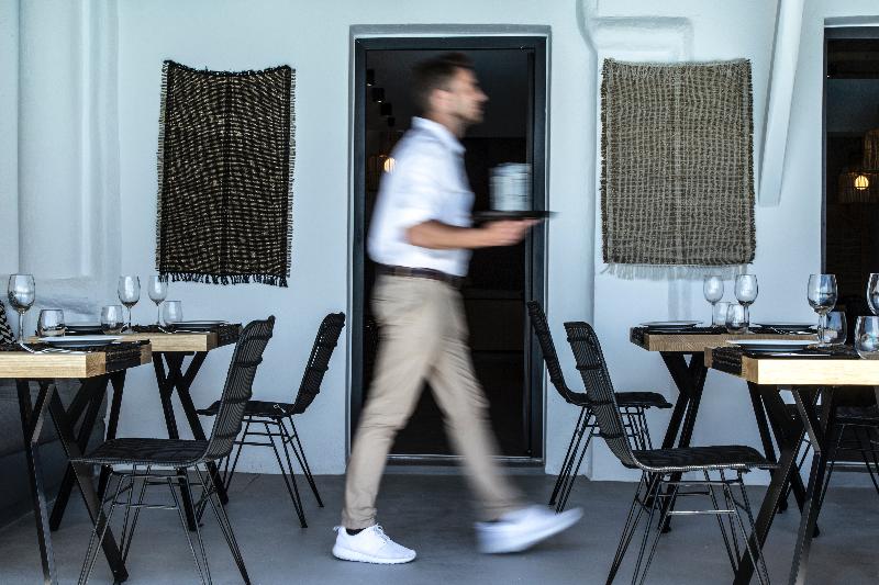 My Mykonos Boutique by Mr and Mrs White - Restoran