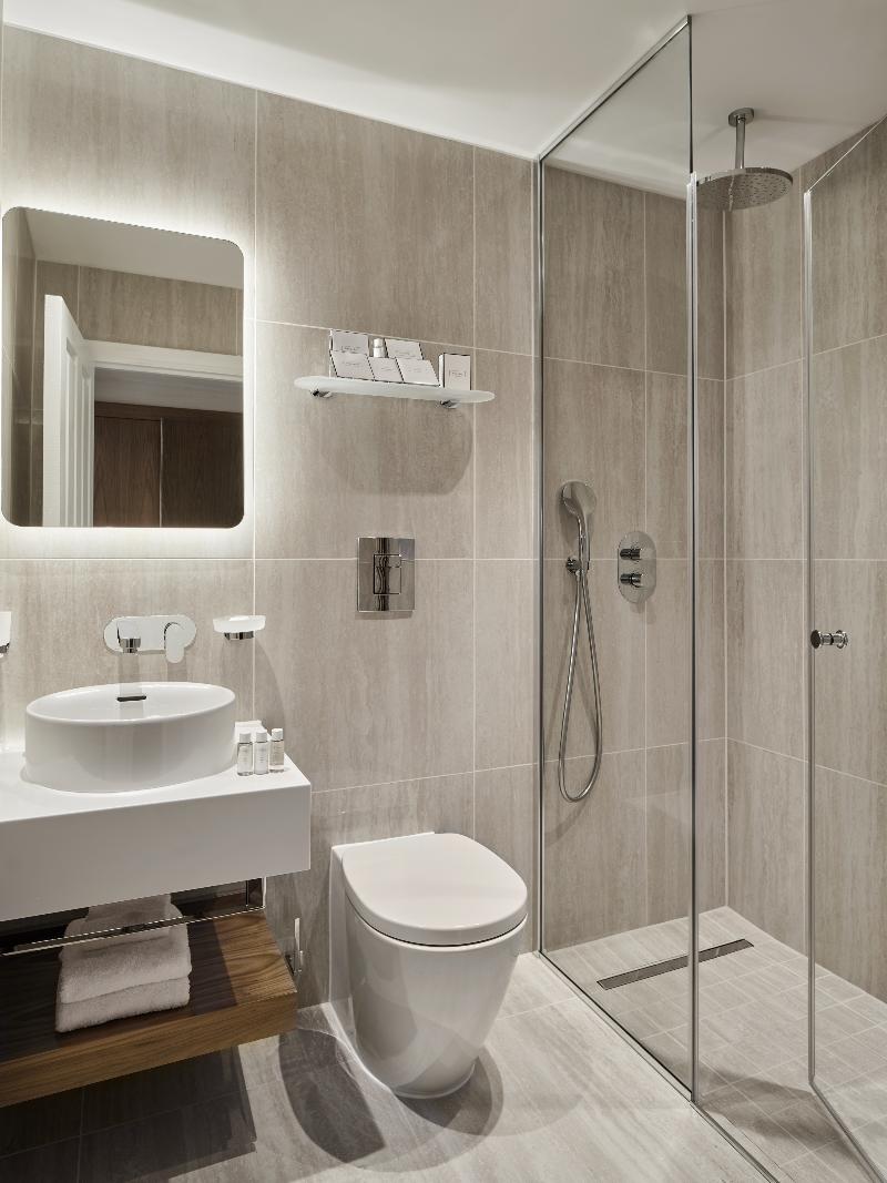 The Queens Gate Hotel - Oda